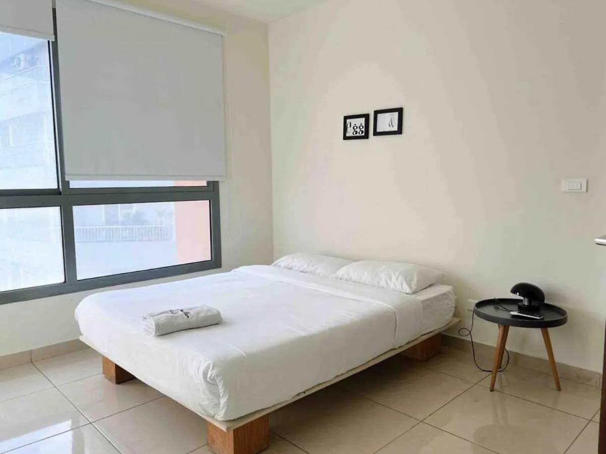 Modern 3Br Apt Next To Hotel Dieu Beirut Libanon